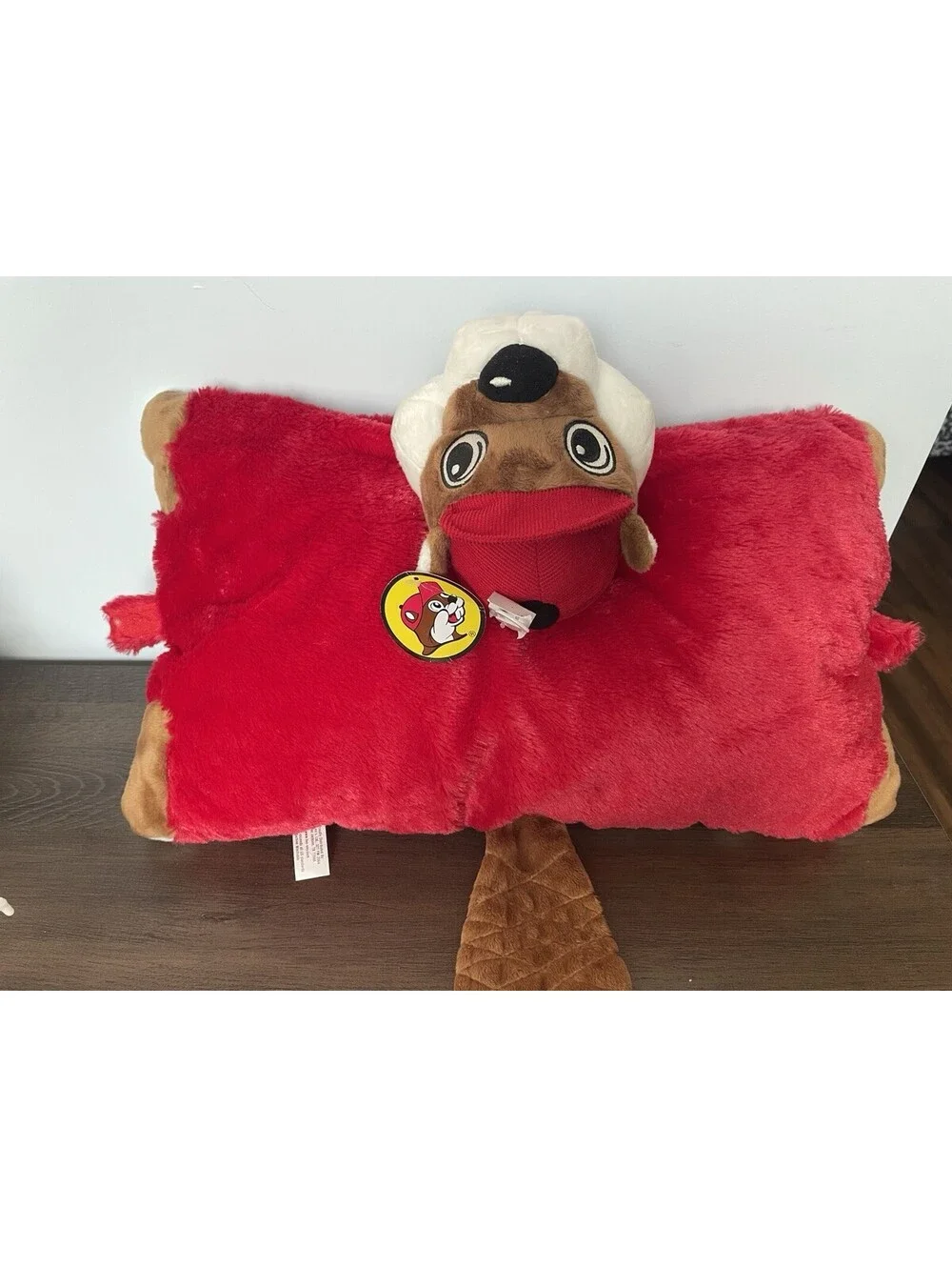 Buc-ee’s Pillow Pal Beaver Buddy 20” NWT red & white